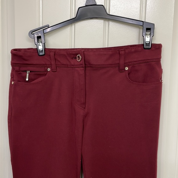 White House black market burgundy pants size 0 skinny - Picture 2 of 6